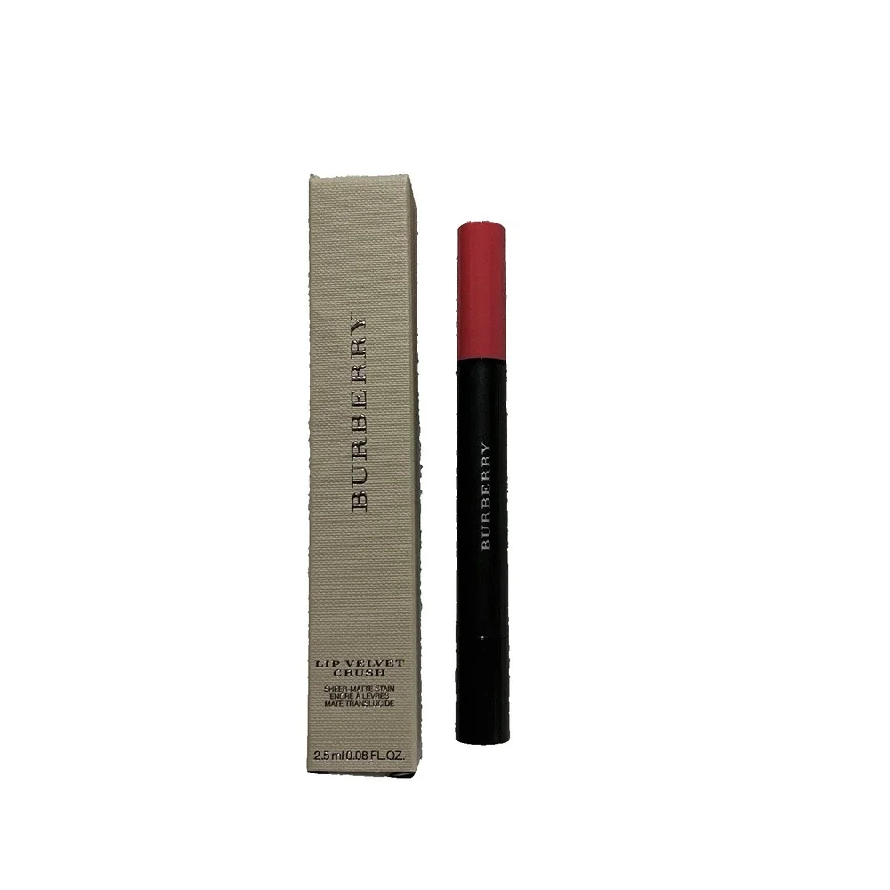Burberry lip velvet